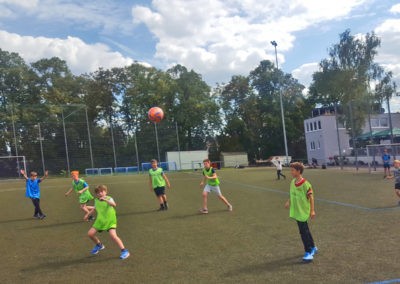 Ball in der Luft (Bild: Jonathan Stumber)