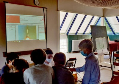 Strategiespiel: Fortschritt der Russischen Raumfahrtaktivitäten auf dem Beamer (Bild: Jakob Würfel)