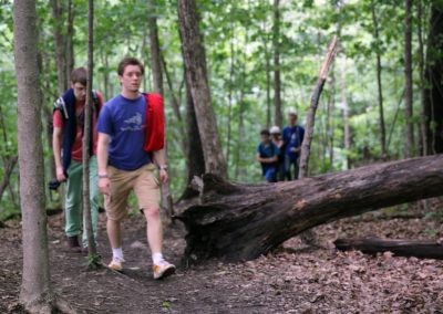 Sport-Pause auf der Wanderung (Bild: Jakob Würfel)